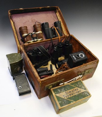 Lot 664 - Quantity of cameras, binoculars, etc in a vintage case
