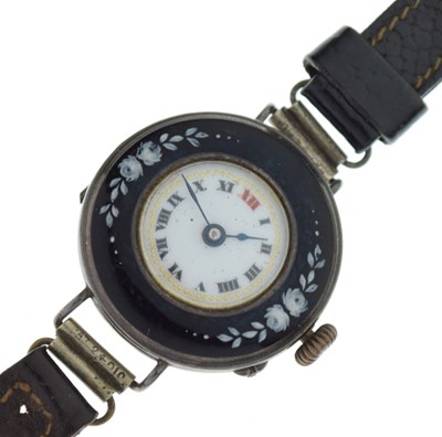 Lot 123 - Lady's silver-cased wristwatch with enamel bezel