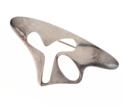 Lot 41 - Hemming Koppel for Georg Jensen - Silver Amoeba' brooch, No.325