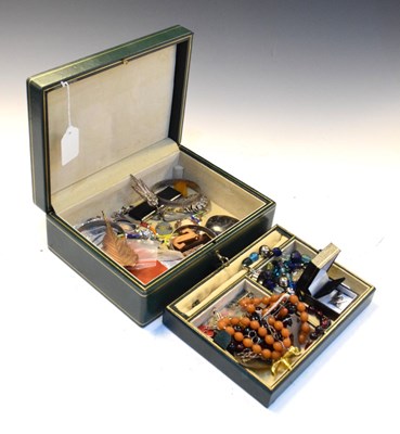 Lot 106 - Quantity of costume jewellery & jewellery box