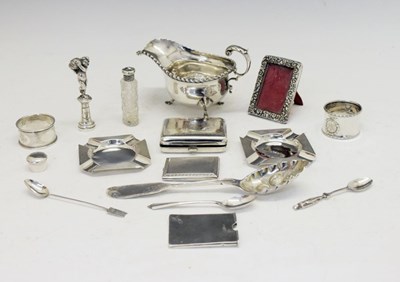 Lot 188 - Fifteen pieces of silver, together with a plated desk seal