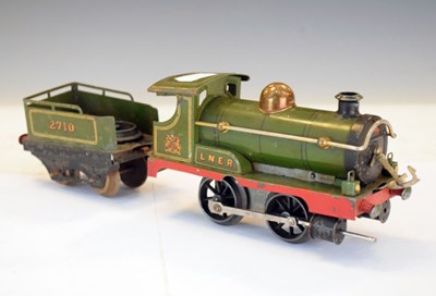 Lot 249 - Hornby '0' gauge clockwork LNER 2710 locomotive and tender (a/f)