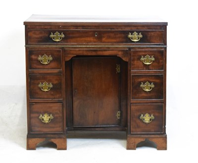 Lot 546 - 19th Century mahogany kneehole desk