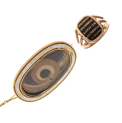Lot 18 - Late 18th Century mourning brooch