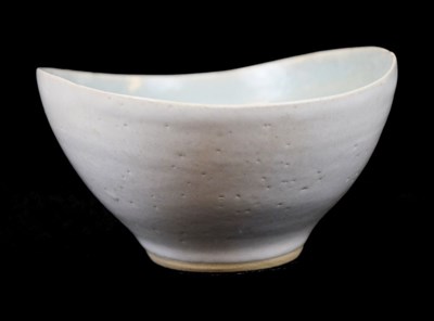 Lot 477 - Dame Lucie Rie eliptical bowl