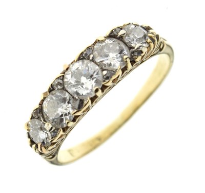 Lot 3 - Five stone diamond ring