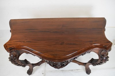 Lot 482 - Reproduction carved 18th Century Italian-style console table