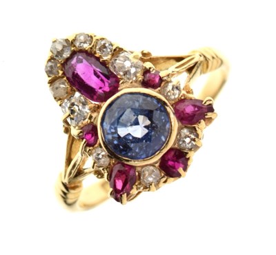 Lot 28 - Edwardian sapphire, ruby and diamond 18ct gold ring