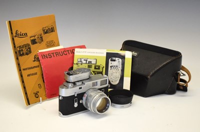 Lot 202 - Leica DBP Ernst Leitz Wetzlar M4 camera, No. 1233175, circa 1969