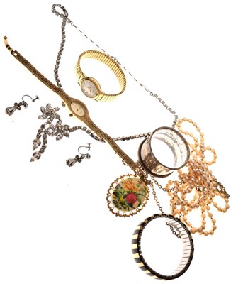 Lot 76 - Quantity of costume jewellery