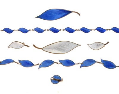 Lot 43 - Collection of Scandinavian silver jewellery comprising Askel Holmsen and David Andersen