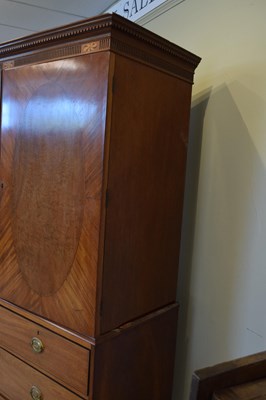 Lot 640 - Matched pair of linen presses