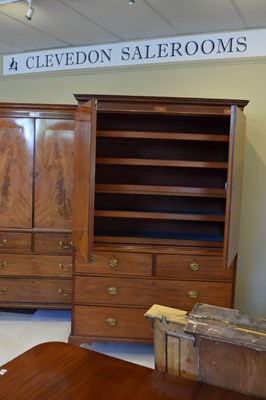 Lot 640 - Matched pair of linen presses