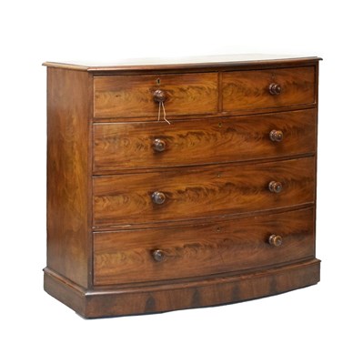 Lot 611 - 19th Century mahogany bowfront chest