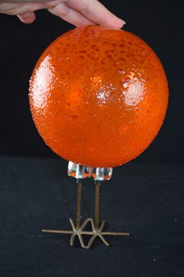 Lot 471 - Alessandro Pianon (1931-84) for Vistosi, Italy, ‘Pulcini’ glass bird