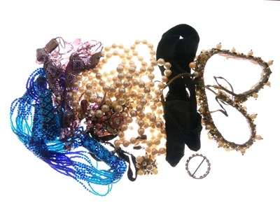 Lot 70 - Group of costume jewellery including a Leni Kuborn-Grothe choker
