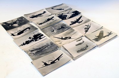 Lot 244 - Quantity of mid-20th Century black and white aviation pictures