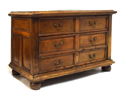 Lot 579 - 18th Century oak chest of drawers