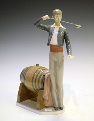 Lot 287 - Lladro sherry tasting figure