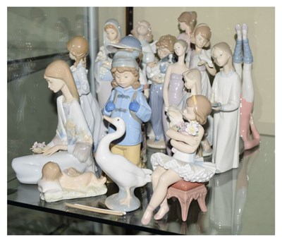 Lot 284 - Lladro - Fifteen assorted porcelain figures
