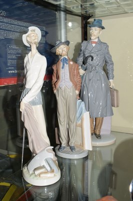 Lot 317 - Lladro - Three porcelain figures