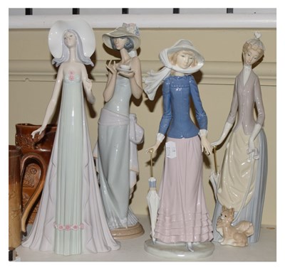 Lot 299 - Lladro and Nao figures