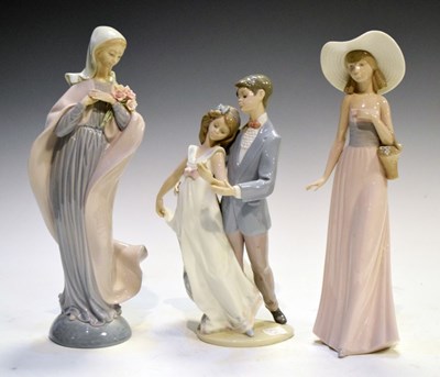 Lot 310 - Lladro figures, etc.