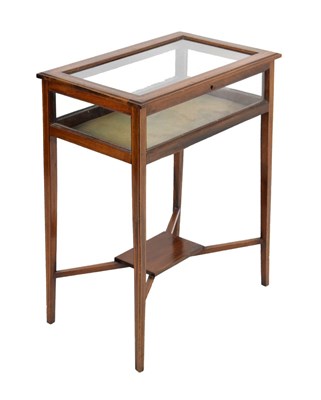Lot 373 - Inlaid mahogany bijouterie or vitrine table
