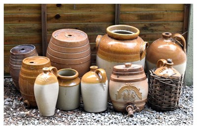 Lot 461 - Quantity of saltglaze pots