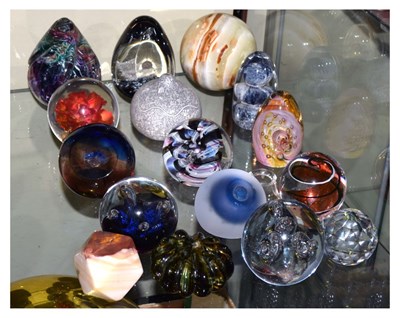 Lot 477 - Quantity of Caithness and other paperweights