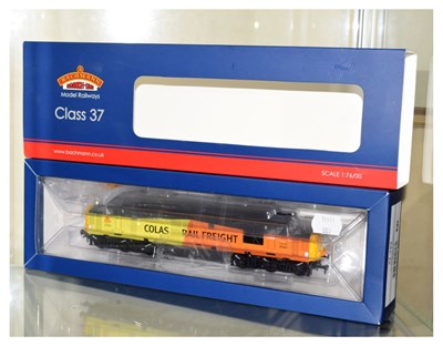 Lot 274 - Bachmann Branch Line - Class 37 Colas Rail Freight locomotive