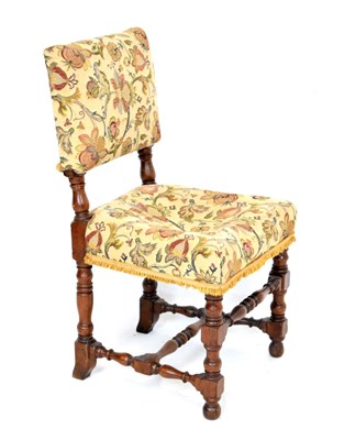 Lot 521 - Oak-framed single chair