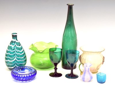 Lot 459 - Quantity of coloured glass