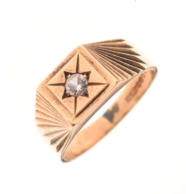 Lot 18 - Gentleman's 9ct gold gypsy-set ring