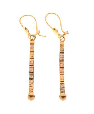 Lot 73 - Pair of three-colour drop earrings