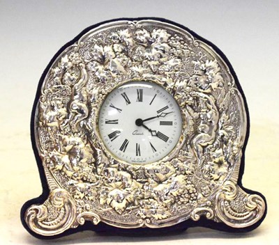 Lot 137 - Modern silver desk clock