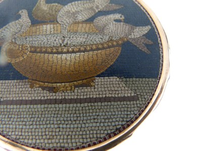 Lot 38 - Fine 19th Century Italian 'Grand Tour' souvenir micromosaic panel