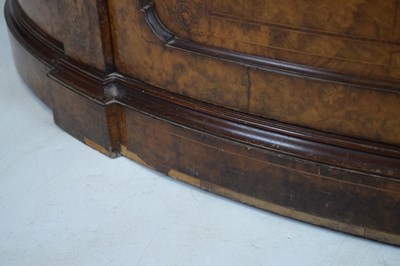 Lot 645 - Fine Victorian burr walnut kidney-shaped pedestal desk by Gillow & Co