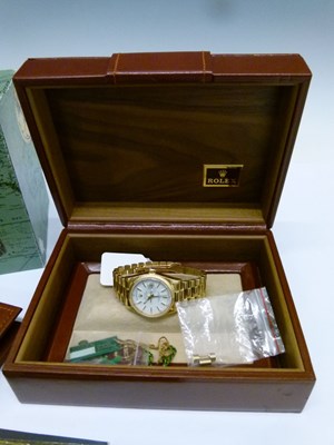 Lot 70 - Rolex - Gentleman's 18K Day Date automatic chronometer wristwatch
