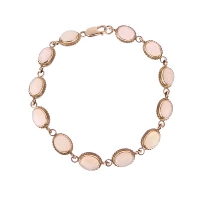 Lot 29 - Twelve-stone opal bracelet