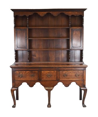 Lot 651 - Reproduction oak high dresser
