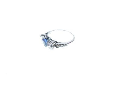 Lot 17 - Sapphire and diamond three-stone ring
