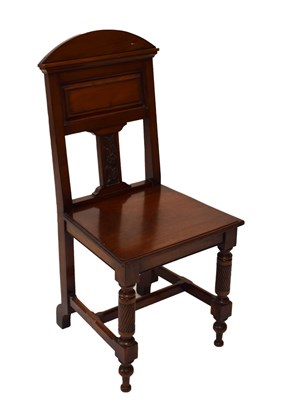 Lot 568 - Late Victorian hall chair