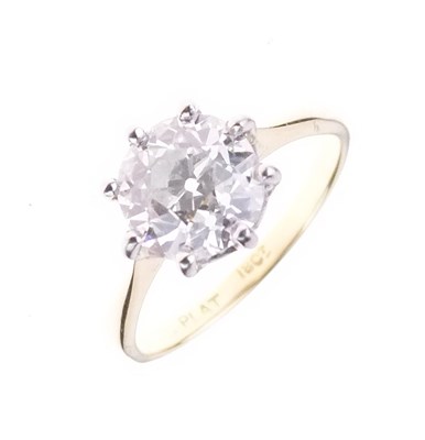 Lot 5 - Diamond single stone ring, stamped '18ct' and 'Plat'