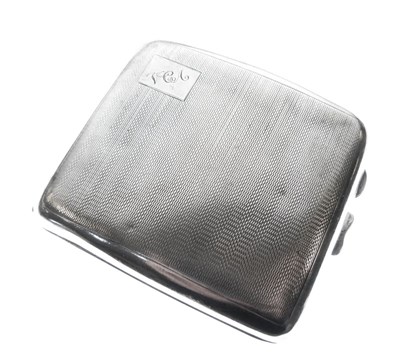 Lot 182 - Edward VIII engine turned cigarette case