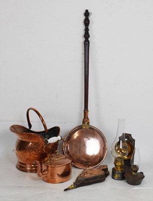Lot 745 - Assorted copper and brass