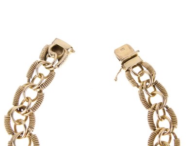 Lot 35 - Egyptian bracelet and necklace set