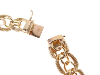 Lot 35 - Egyptian bracelet and necklace set