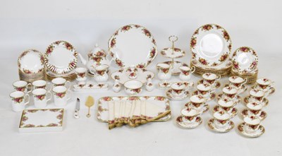 Lot 409 - Large quantity of Royal Albert 'Old Country Roses'