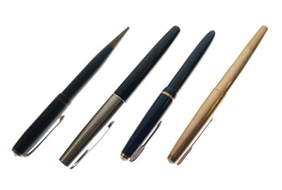 Lot 261 - Group of Parker pens and pencil